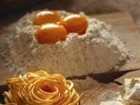 Pasta all'Uovo. 30 Tuorli oggi produce con cura pasta fresca, ripiena e tipica piemontese.