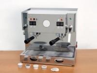 Macchine Professionali per il Caffè. Ideali per il caffè in cialde e capsule.