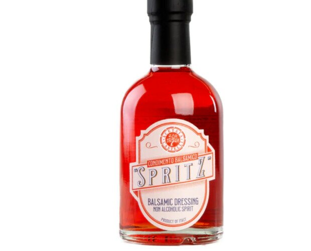 Condimento balsamico allo Spritz. Condimento balsamico aromatizzato naturalmente allo Spritz. Condimento Gourmet