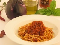 Creme spalmabili. Crema di pomodori essiccati, melanzane e olive